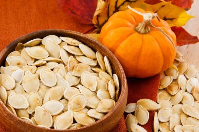 Pumpkin seeds will help remove worms from the body safely