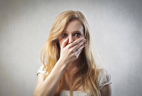 A pregnant girl learns that parasites in the body can harm the unborn baby